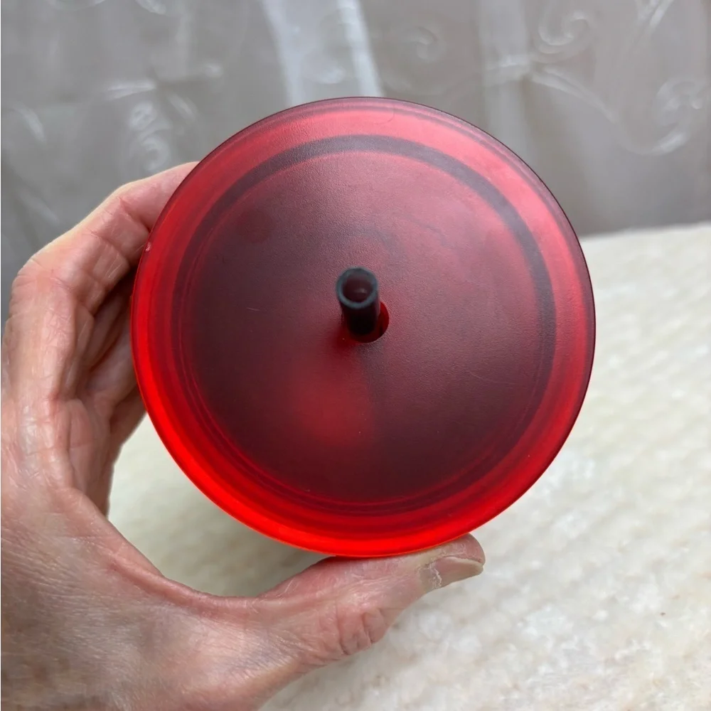 Starbucks Venti 24 oz Stainless Steel Spiral Red Tumbler